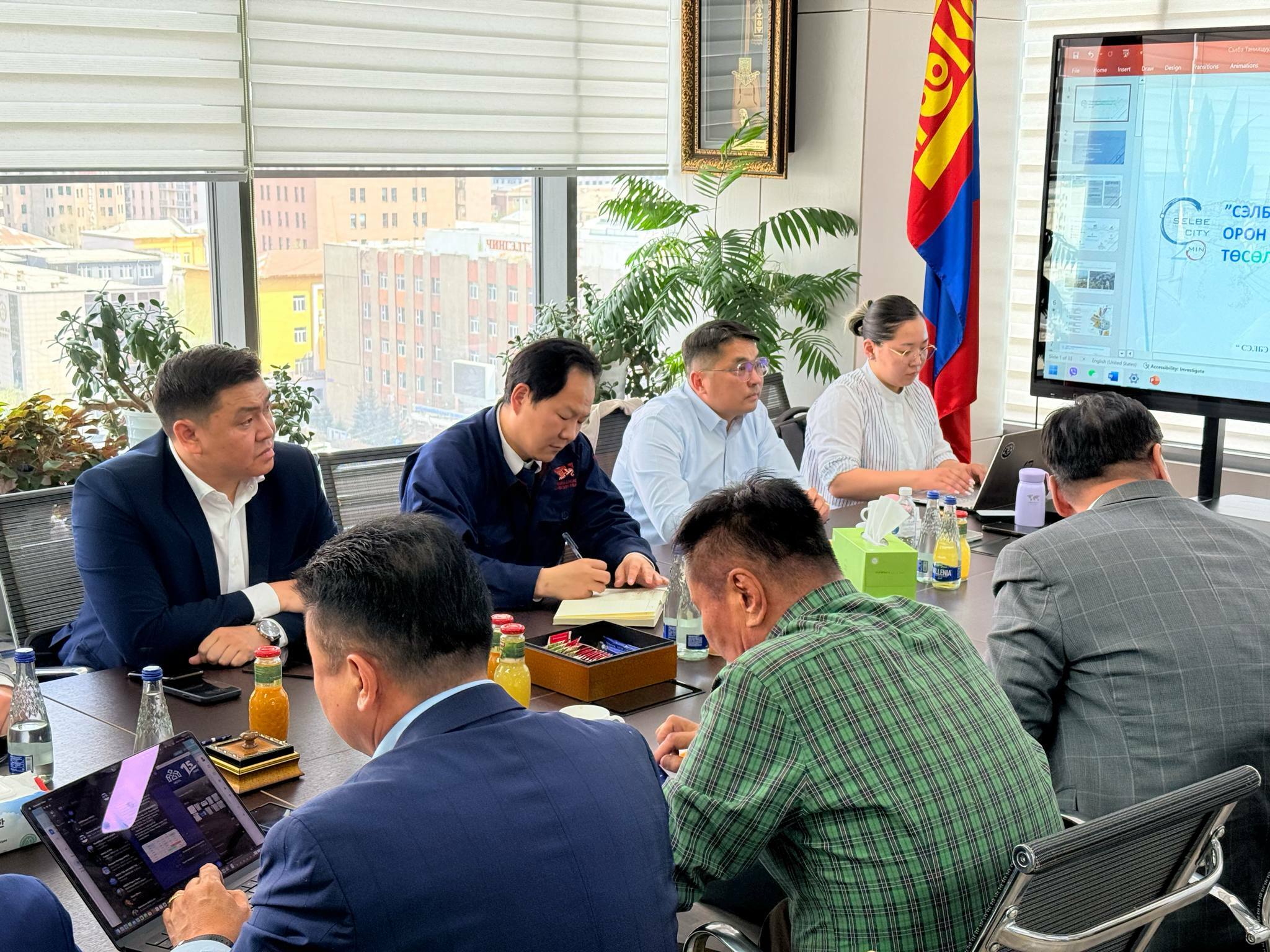 ᠮᠧᢉᠠ ᠲᠥᠰᠦᠯ  ᠤᠤᠨ ᠲᠦ ᠳᠣᠲᠤᠭᠠᠳᠤ ᠶ᠋ᠢᠨ ᠦᠢᠯᠡᠳᠪᠦᠷᠢᠯᠡᢉᠴᠢ ᠻᠣᠮᠫᠠᠨᠢ ᠨᠤᠭᠤᠳ ᠲᠠᠢ ᠬᠠᠮᠲᠤᠷᠠᠵᠤ ᠠᠵᠢᠯᠯᠠᠬᠤ ᠲᠠᠯ᠎ᠠ ᠪᠠᠷ ᠰᠠᠨᠠᠯ ᠰᠣᠯᠢᠯᠴᠠᠯ  ᠢᠶᠠᠨ
